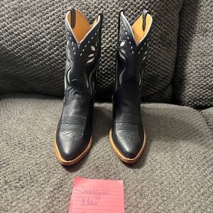 Tecovas Jolene Navy Bloom Bovine Size 8.5